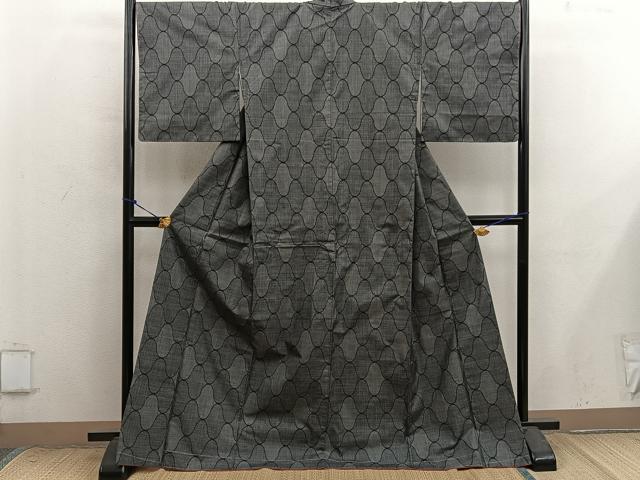 平和屋着物■本場大島紬　7マルキ　幾何学文様　正絹　逸品　未使用　BAAX8757mz