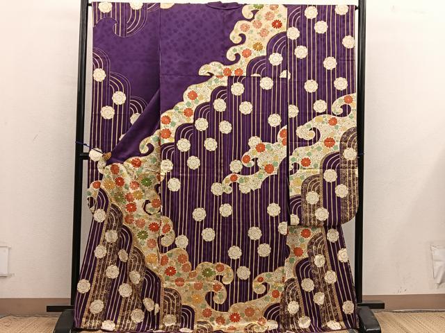 平和屋着物■豪華振袖　駒刺繍　立波菊花文　金彩　正絹　逸品　BAAX8771mz