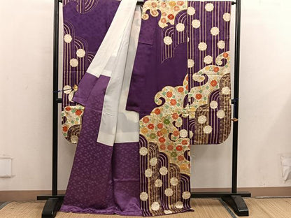 平和屋着物■豪華振袖　駒刺繍　立波菊花文　金彩　正絹　逸品　BAAX8771mz