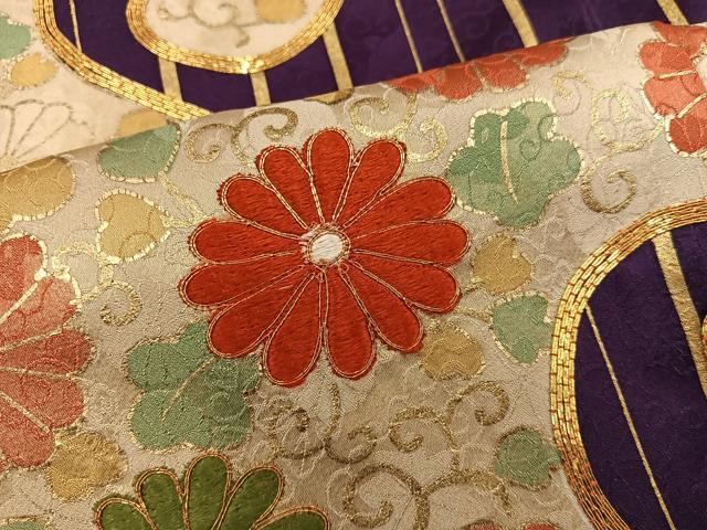 平和屋着物■豪華振袖　駒刺繍　立波菊花文　金彩　正絹　逸品　BAAX8771mz
