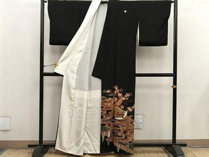 平和屋着物■豪華黒留袖　駒刺繍　宝尽くし飛鶴花文　金彩　正絹　逸品　BAAX8811mz
