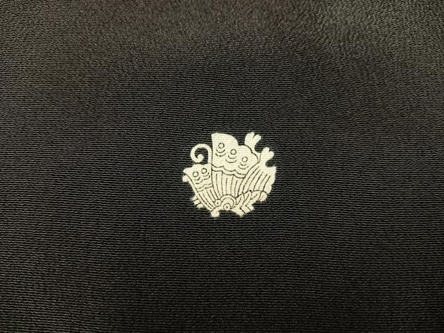 平和屋着物■豪華黒留袖　駒刺繍　宝尽くし飛鶴花文　金彩　正絹　逸品　BAAX8811mz