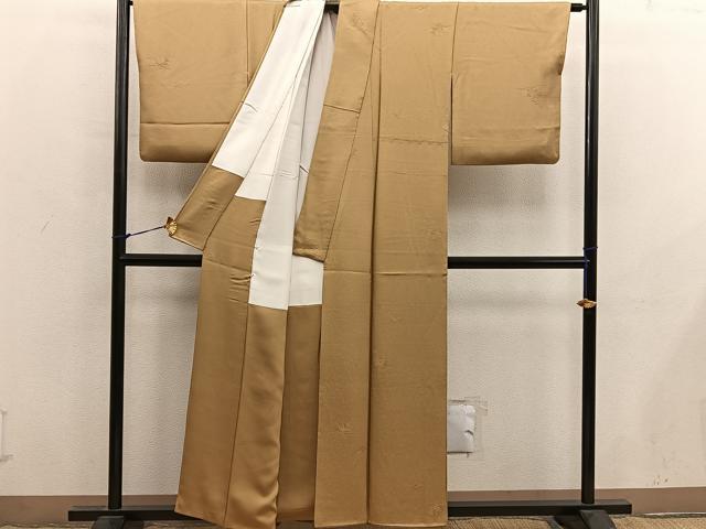平和屋着物●本加賀友禅作家　柿本市郎監修　色無地　菊花地紋　玉蜀黍色　正絹　逸品　BAAX8823mz