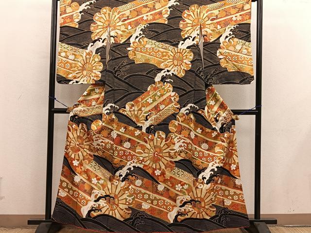 平和屋着物●訪問着　駒刺繍　立波菊花文　黒地　金彩　正絹　逸品　BAAX8832mz