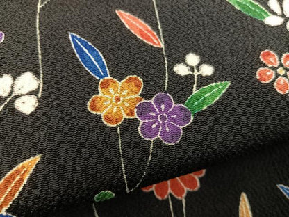 平和屋着物●訪問着　枝菊花文　黒地　鬼しぼ縮緬　正絹　逸品　BAAX8922mz