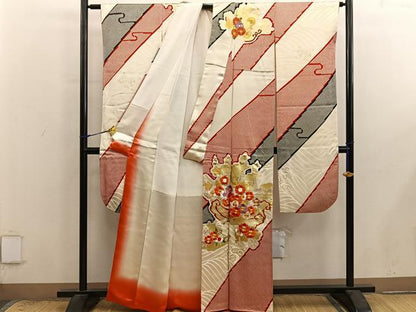 平和屋着物■豪華振袖　駒刺繍　舟　梅花文　金彩　正絹　逸品　BAAX8949mz