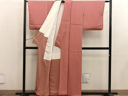 平和屋着物■上質な色無地　紗綾形地紋　真朱色　正絹　逸品　BAAX8967mz