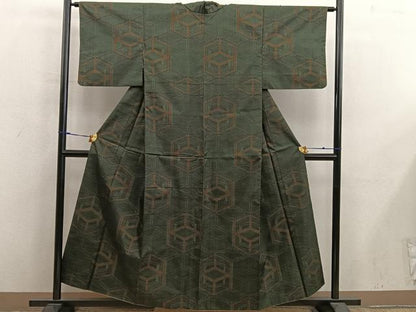 平和屋着物■本場大島紬　7マルキ　亀甲文　正絹　逸品　BAAX8995mz