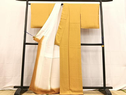 平和屋着物●上質な色無地　作家物　花唐草地紋　金色　正絹　逸品　未使用　BAAX9026yc
