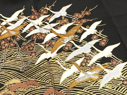 平和屋着物■豪華黒留袖　駒刺繍　飛鶴松竹梅文　金銀彩　正絹　逸品　BAAX9076yc