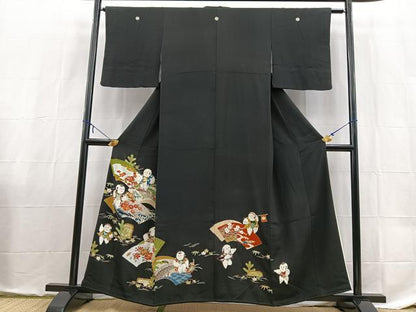平和屋着物■豪華黒留袖　駒刺繍　唐子地紙花文　金彩　正絹　逸品　BAAX9111yc