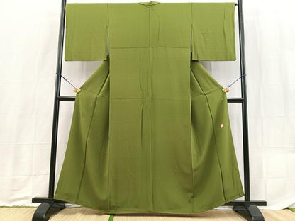 平和屋着物■服飾評論家　市田ひろみ監修　色無地　草色　正絹　逸品　BAAX9205yc