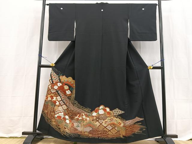 平和屋着物■黒留袖　流水花松文　金彩　洗える着物　BAAX9236yc