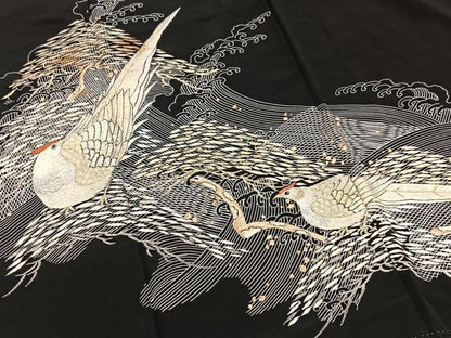 平和屋着物■黒留袖　刺繍　尾長鳥浜松文　金銀彩　洗える着物　BAAX9428yc