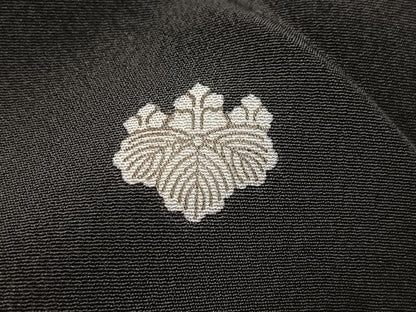 平和屋着物■黒留袖　刺繍　尾長鳥浜松文　金銀彩　洗える着物　BAAX9428yc