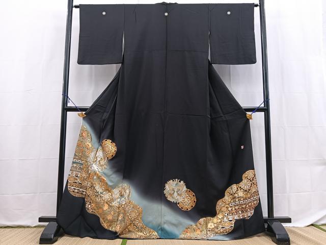 平和屋着物■豪華黒留袖　作家物　向かい鳳凰更紗花文　暈し染め　金銀彩　正絹　逸品　BAAX9536yc