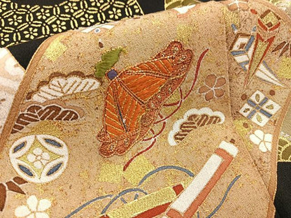 平和屋着物●創業460年・千總　黒留袖　駒刺繍　吉祥宝尽くし文　金彩　正絹　逸品　BAAX9561yc
