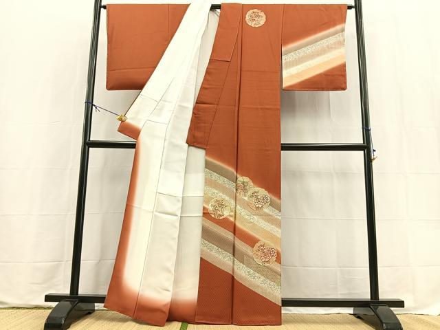 平和屋着物■中国三大刺繍　スワトウ刺繍　訪問着　雪輪花文　暈し染め　金銀彩　正絹　逸品　未使用　BAAX9594yc