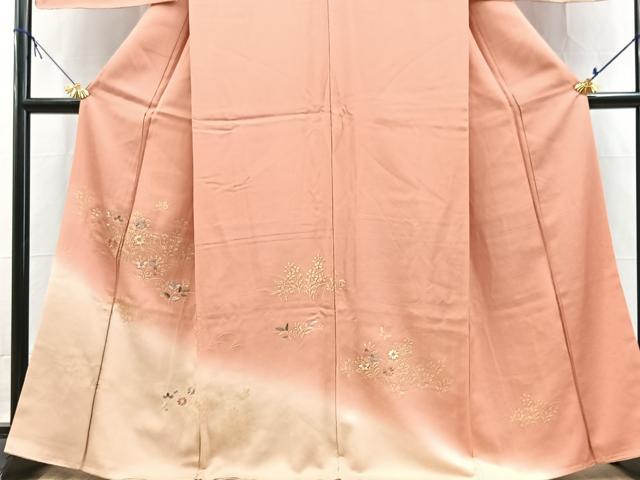 平和屋着物●訪問着　刺繍　花蝶文　薄紅色　暈し染め　金彩　正絹　逸品　未使用　BAAX9596yc