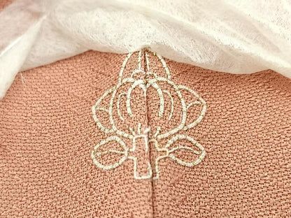 平和屋着物●訪問着　刺繍　花蝶文　薄紅色　暈し染め　金彩　正絹　逸品　未使用　BAAX9596yc