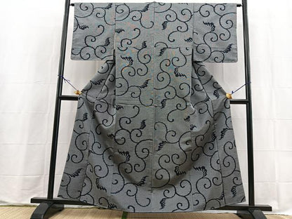 平和屋着物●上質なお召　綾織　唐草文　正絹　逸品　未使用　BAAX9607yc