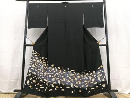 平和屋着物●豪華黒留袖　総刺繍　駒刺繍　宝尽くし花文　暈し染め　正絹　逸品　BAAX9611yc