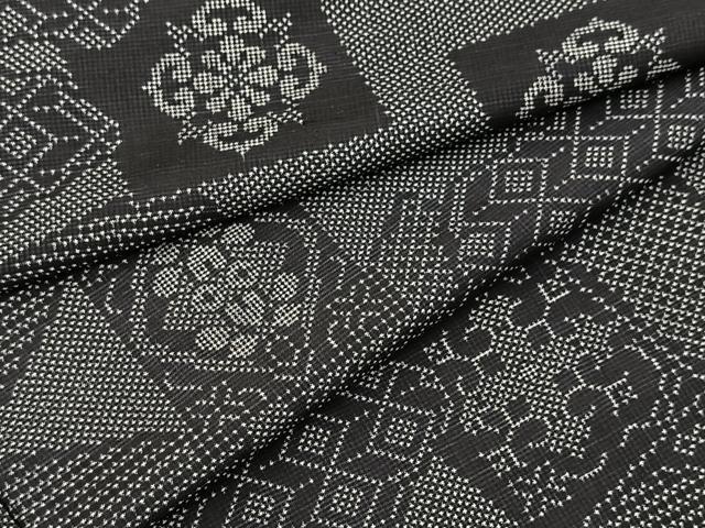 平和屋着物■本場大島紬　7マルキ　幾何学花文　正絹　逸品　BAAX9613yc
