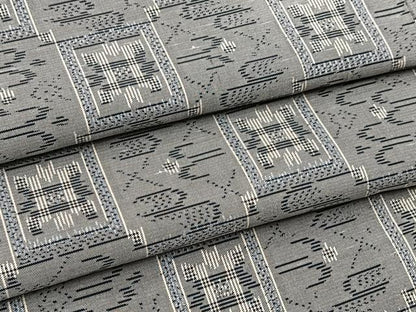 平和屋着物■本場大島紬　琉球絣文様　正絹　逸品　BAAX9628yc