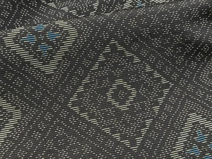 平和屋着物■本場大島紬　幾何学文様　正絹　逸品　BAAX9701yc