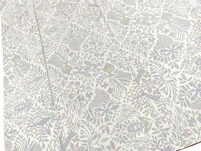 平和屋着物●本場大島紬　白大島　7マルキ　幾何学花文　正絹　逸品　BAAX9753yc