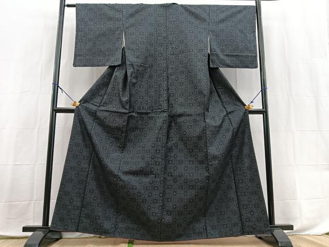 平和屋着物■本場大島紬　幾何学花文　正絹　逸品　BAAX9862yc
