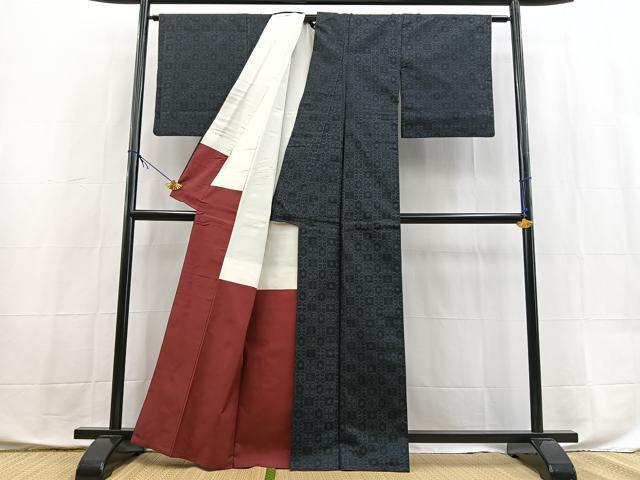 平和屋着物■本場大島紬　幾何学花文　正絹　逸品　BAAX9862yc
