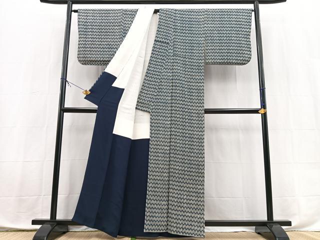 平和屋着物■上質な小紋　矢羽文　鬼しぼ縮緬　正絹　逸品　BAAX9872yc