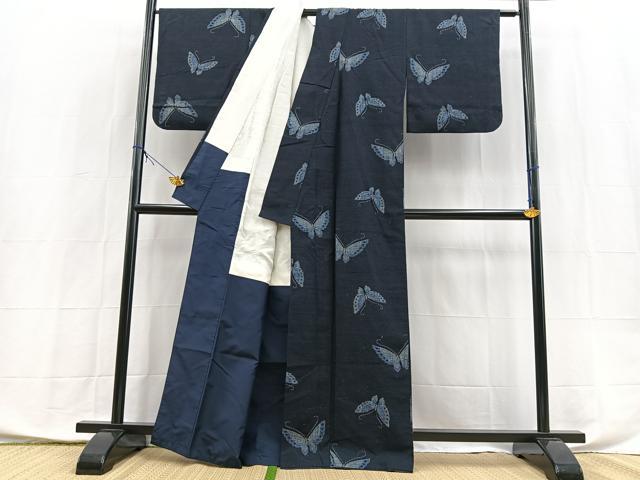 平和屋着物■上質な紬　舞蝶文　正絹　逸品　BAAX9876yc