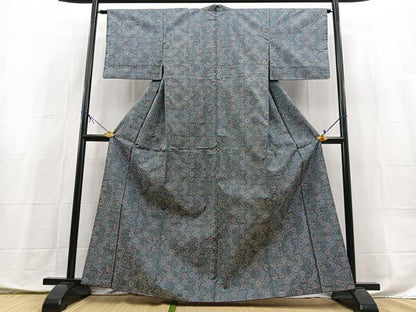 平和屋着物■本場大島紬　7マルキ　草花文　反端付き　正絹　逸品　BAAX9882yc