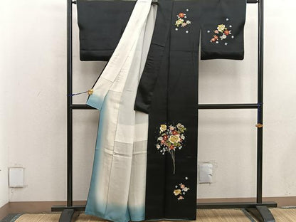 平和屋着物■訪問着　総刺繍　枝花文　黒地　金銀糸　正絹　逸品　BAAY0045mz