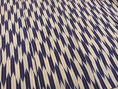 平和屋着物■上質なお召　矢絣文様　正絹　逸品　BAAY0096mz