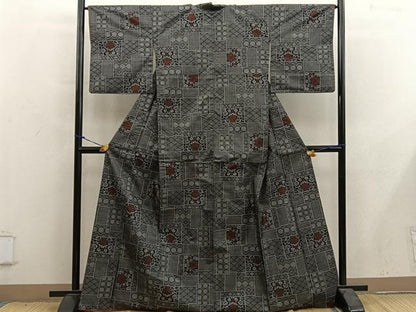 平和屋着物■本場大島紬　7マルキ　草花文　正絹　逸品　BAAY0125mz