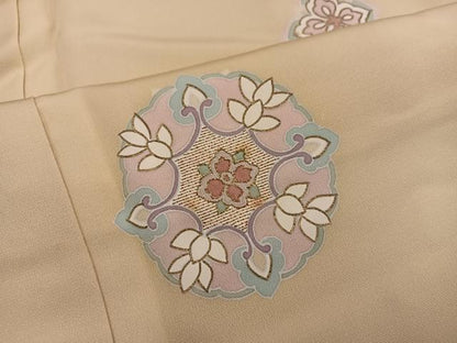 平和屋着物●訪問着　刺繍　草花文　金彩　正絹　逸品　BAAY0144mz