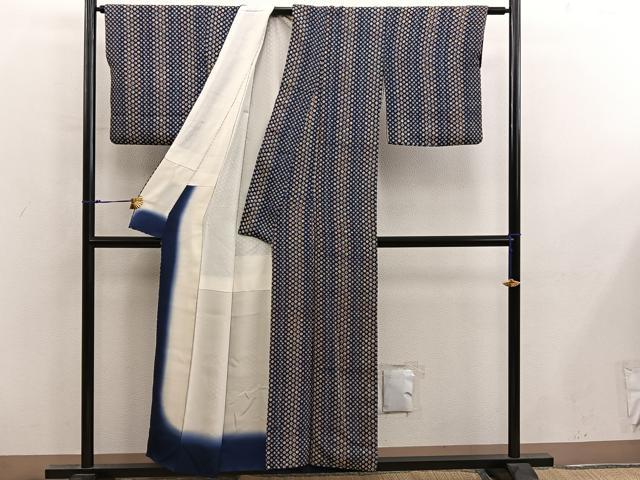 平和屋着物■上質な小紋　型染め　草花文　正絹　逸品　BAAY0146mz