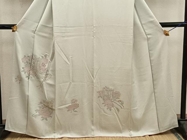 平和屋着物●訪問着　総刺繍　スワトウ刺繍　御所車花文　正絹　逸品　BAAY0182mz