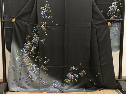 平和屋着物●豪華振袖　舞桜文　暈し染め　金彩　正絹　逸品　BAAY0188mz