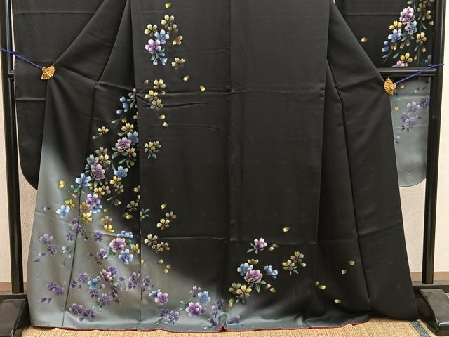 平和屋着物●豪華振袖　舞桜文　暈し染め　金彩　正絹　逸品　BAAY0188mz