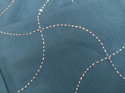 平和屋着物●上質な紬　刺繍　刺し子　葡萄蔦の葉文　正絹　逸品　BAAY0191mz