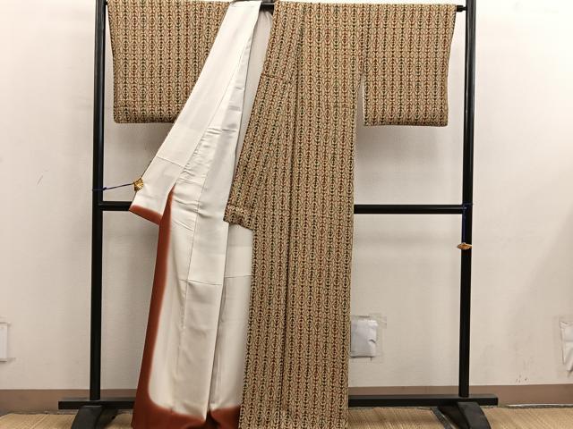平和屋着物●上質な小紋　型染め　幾何学文様　鬼しぼ縮緬　正絹　逸品　BAAY0209mz