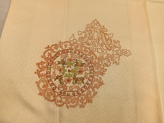 平和屋着物■訪問着　総刺繍　スワトウ刺繍　草花丸文　正絹　逸品　BAAY0210mz
