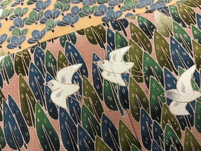 平和屋着物■豪華黒留袖　作家物　花鳥文　金彩　正絹　逸品　BAAY0217mz