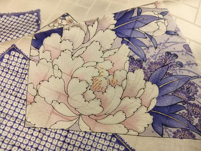 平和屋着物■上質な小紋　色紙重ね牡丹花文　金彩　やまと誂製　正絹　逸品　BAAY0315mz