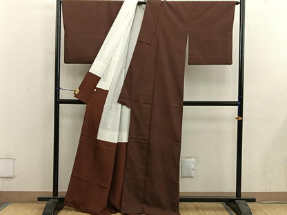 平和屋着物●上質なお召　100亀甲　流水文　伊勢丹扱い　正絹　逸品　BAAY0341mz