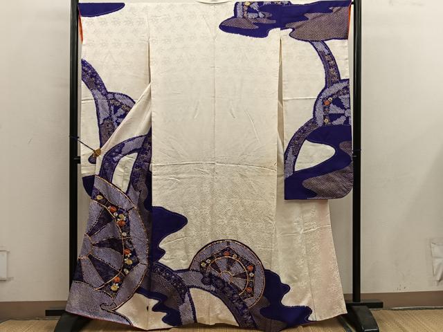 平和屋着物■豪華振袖　駒刺繍　絞り　片輪車花文　金彩　正絹　逸品　BAAY0357mz